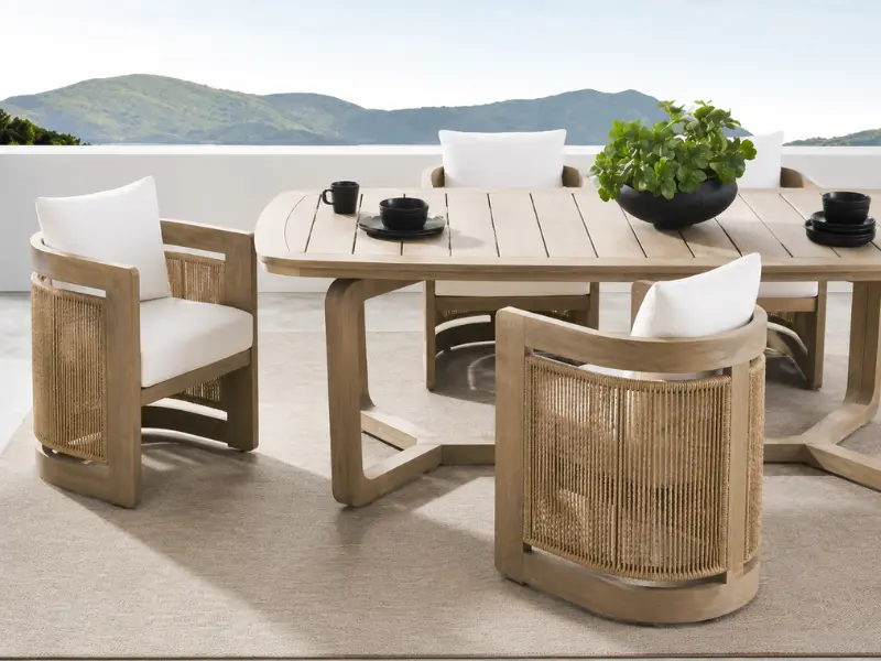 Premium Grade-A teak outdoor dining furniture for Mumbai resorts