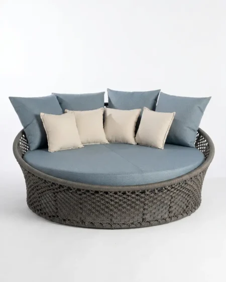 Luxury Marchetti diamond-weave round outdoor daybed featuring a rust-proof aluminium frame and UV-stabilized grey synthetic rope, manufactured for high-end resorts.